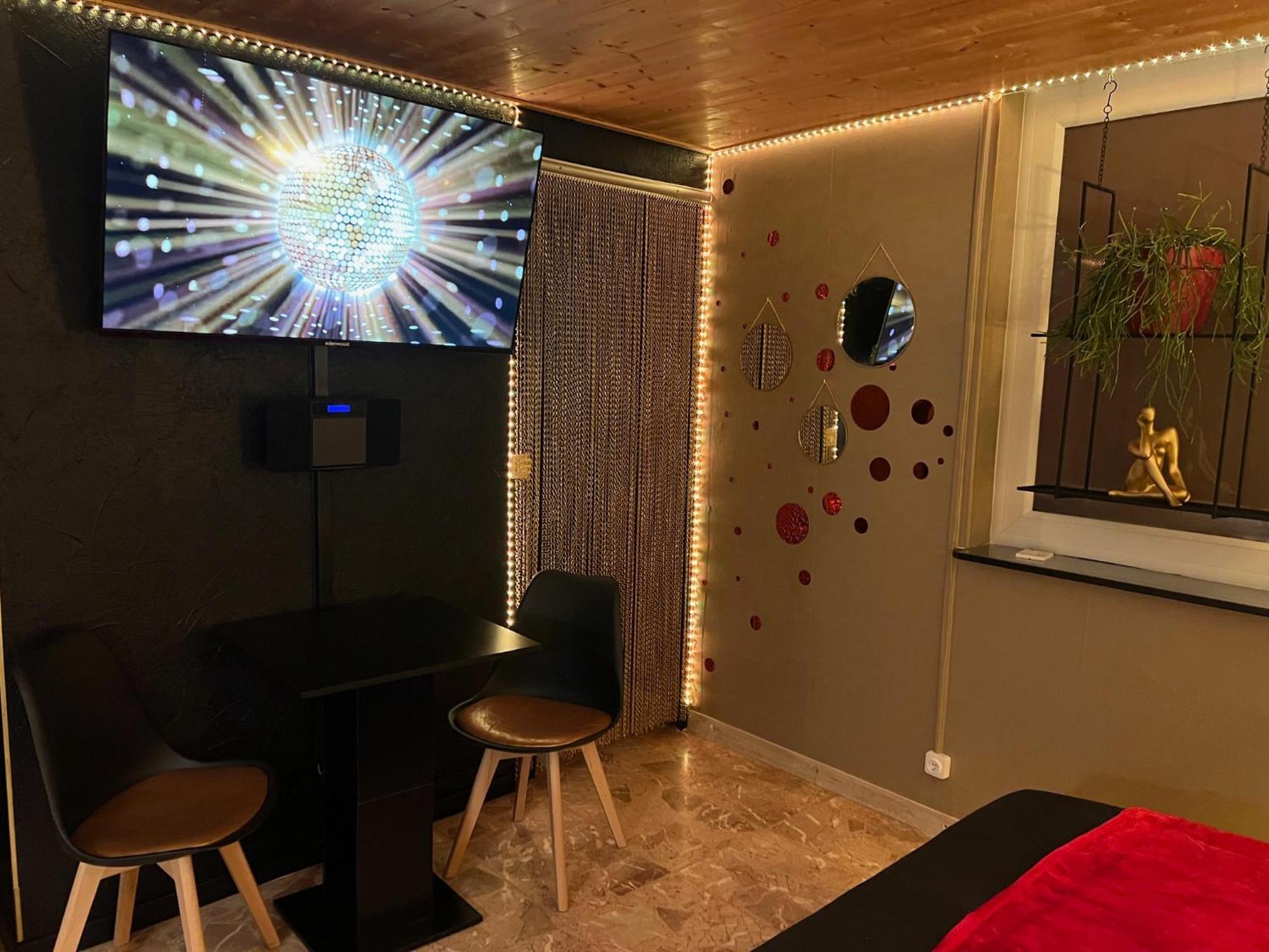 La Parenthese Bed and Breakfast Nievroz Kamer foto